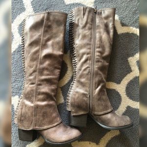 Fergalicious knee boots